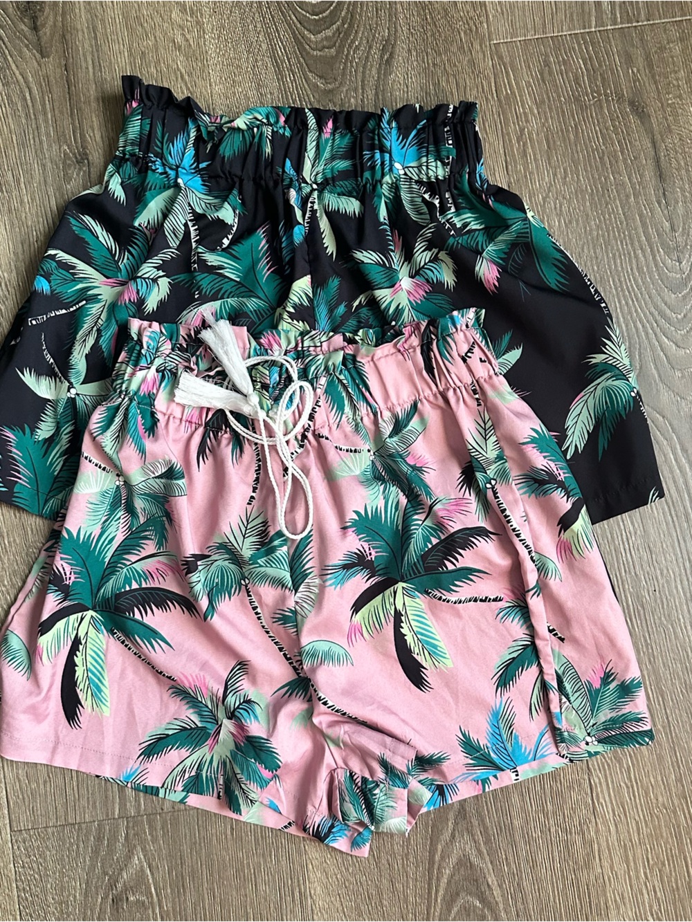 Pair of Women’s Tropical Print Shorts Size XLarge
